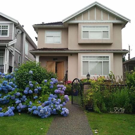 Helen'S House / Close To Skytrain And Airport Vancouver Exterior photo